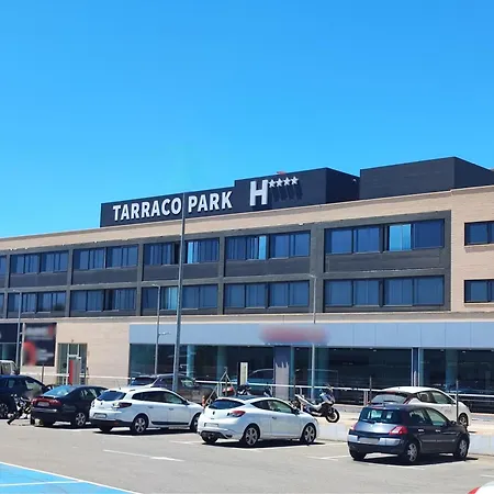 Tarraco Park 4*