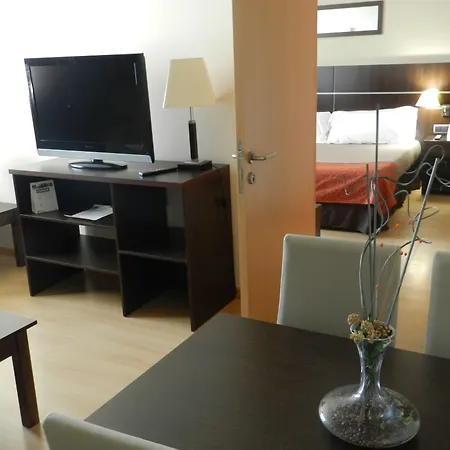Tarraco Park 4*
