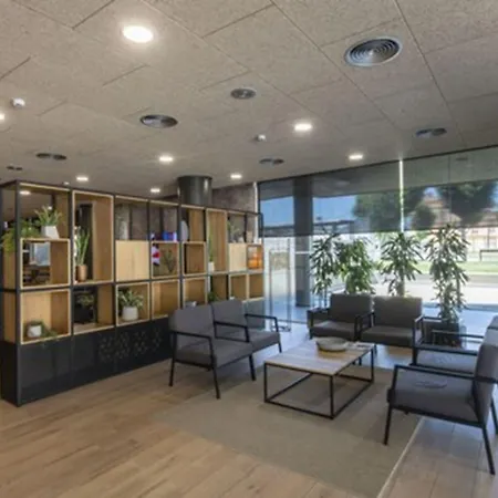Tarraco Park 4*
