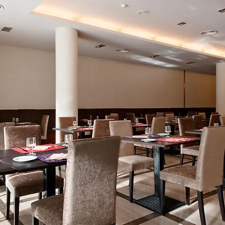 塔拉克公园塔拉戈纳酒店 塔拉戈纳
